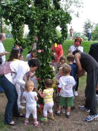 Maypole